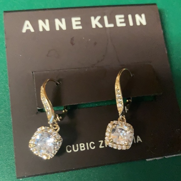 Anne Klein ratings - Picture 2 of 2